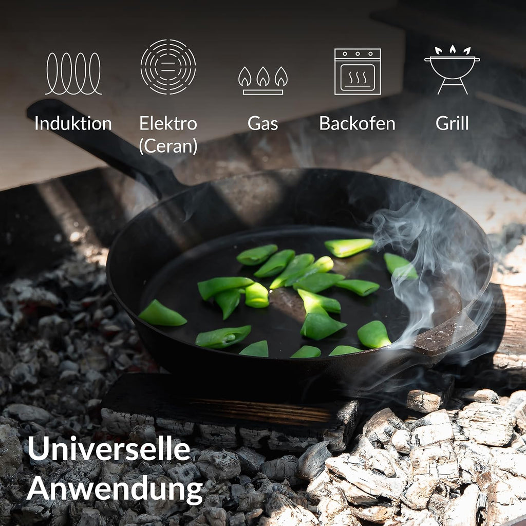 STUR Gusseisenpfanne 28 cm, Cast Iron Pan für alle Herdarten